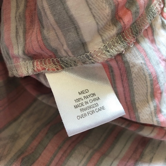 BLACK POPPY TANK TOP - SIZE MEDIUM - Picture 4 of 6